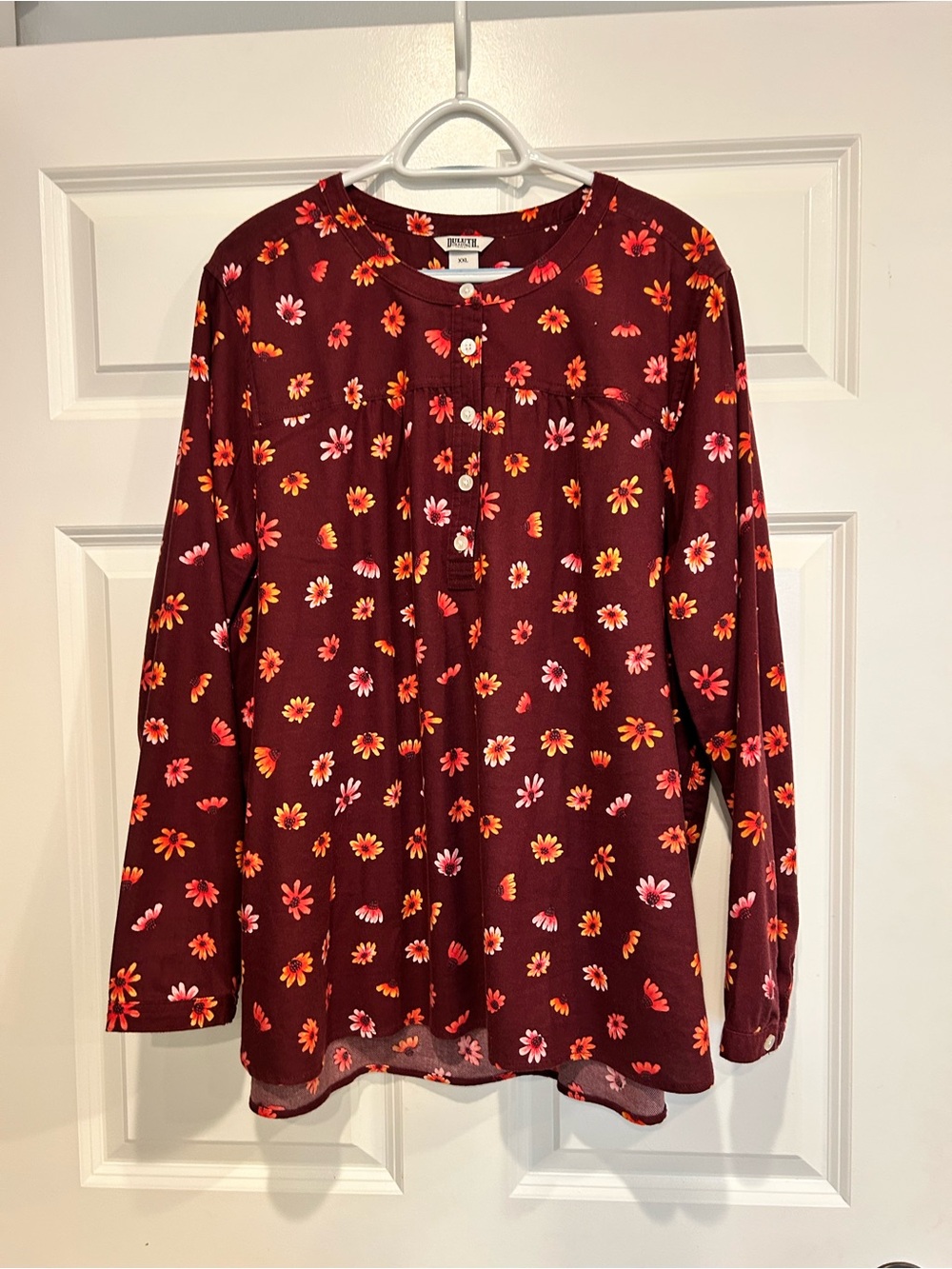 Duluth Trading Co Maroon Floral Henley Blouse